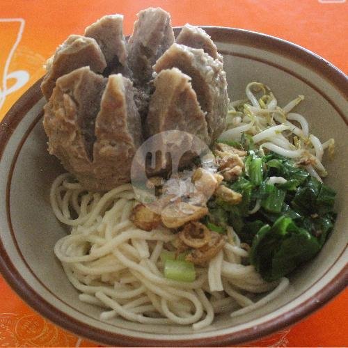Baso Jumbo menu Mie Baso Ayo Pangkalan, Perintis Kemerdekaan