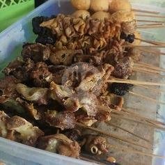 Sate Ampela menu Bubur Ayam Cirebon Mang Hardi, jl. Merpati 62 TEGAL