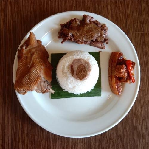 Nasi Gudeg Krecek Paha Atas menu Soja, Resto