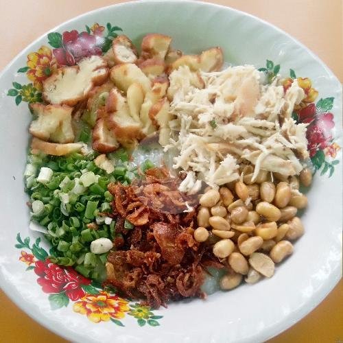 Review Bubur Ayam Elisabet Koe: Kuliner Sederhana yang Memuaskan di Surabaya