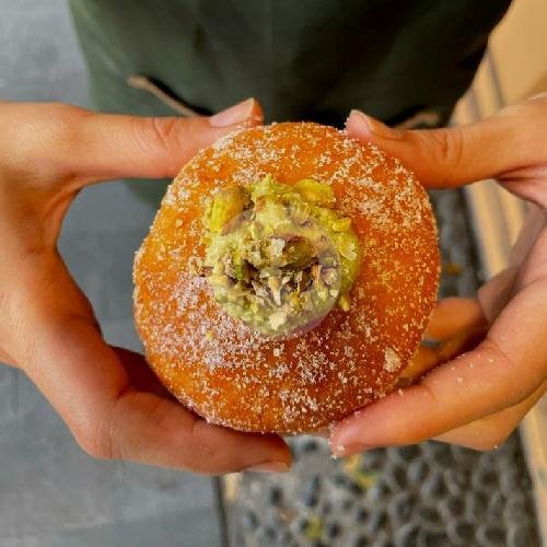 Special Gift Package menu Jo Dough X 93 Donat, Kawi Atas