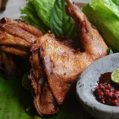 Ayam Goreng menu Ayam Goreng Nikmat, Panaitan