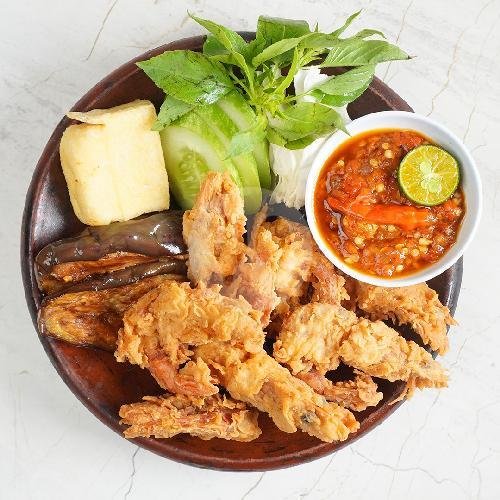 Cakalang Penyet menu Sop & Ikan Goreng Ternate, Pasar Minggu, Jatipadang