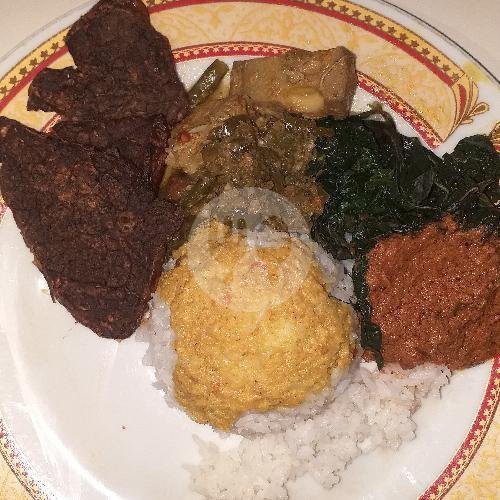 Es Teh Manis menu RM Gadis Minang Masakan Asli Padang, Slawi