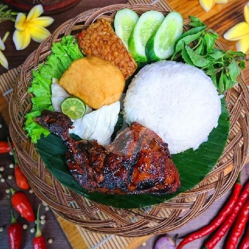 Review Ayam Geprek Seuhah: Surga Kuliner Pedas di Cileunyi, Bandung