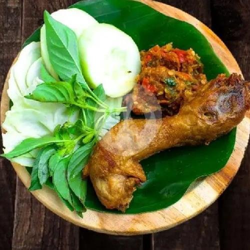 Bandeng Presto Goreng menu Ayam Goreng Tidar, Malang