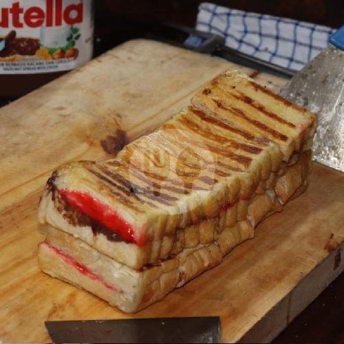 Roti Bakar Cokelat Kacang Keju Susu Spesial menu Gerobak Kiting (Gerai Roti Bakar), Karang Mulya