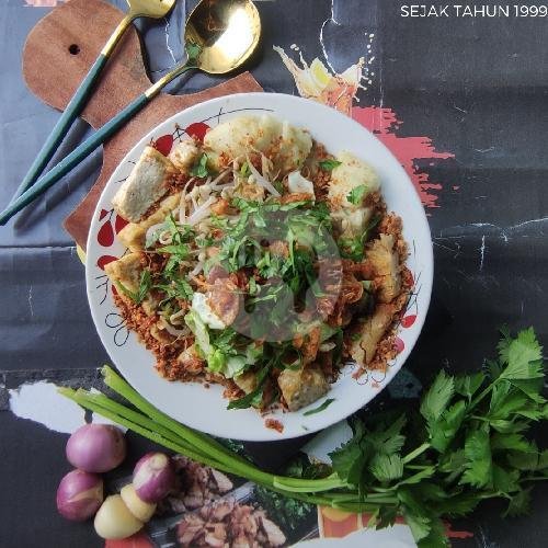 Kupat Tahu Magelang Pak Dul: Nostalgia dan Kelezatan Masakan Indonesia di Yogyakarta Kupat Tahu Magelang Pak Dul: Nostalgia dan Kelezatan Masakan Indonesia di Yogyakarta