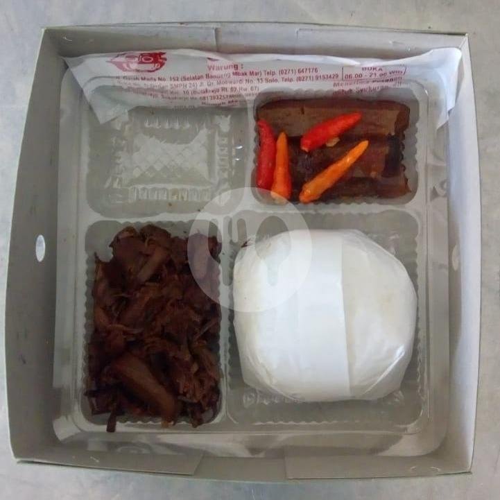 Gudeg Ayu Sukoharjo: Pengalaman Kuliner Nostalgia yang Menggugah Selera Gudeg Ayu Sukoharjo: Pengalaman Kuliner Nostalgia yang Menggugah Selera