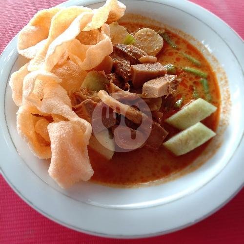 Kerupuk menu Lontong Padang Pariaman Cipto