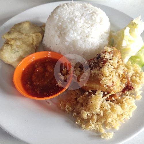 Paket Ayam Geprek Bawang menu Warung Penyet Mbak Cempluk