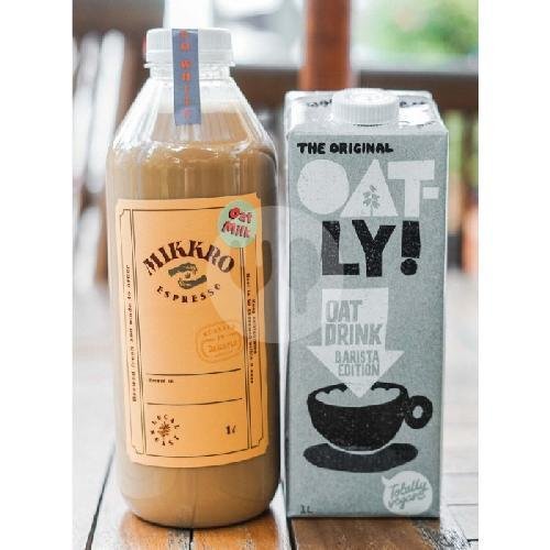 Es Simanis Oat Milk 1L menu Mikkro Espresso
