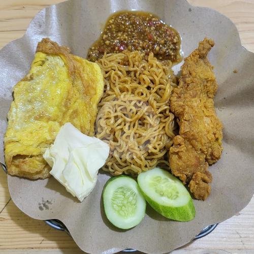 Review Ayam Gepuk Pak Gembus Jatinangor: Pengalaman Kuliner yang Kontroversial