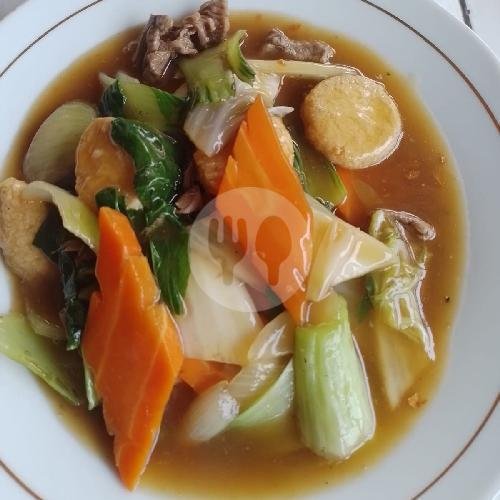 Nasi Pecel Lele menu Kedai Mbok Mirah, Salemba Bluntas - Jakarta Pusat