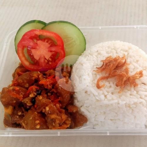 Kikil Goreng menu Serba Kikil Bu Kas, Nusukan