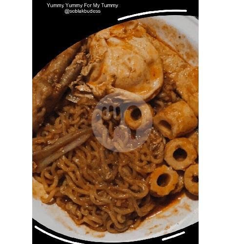 Review Kuliner: Seblak Budes di Cirebon, Pengalaman Otentik yang Wajib Dicoba