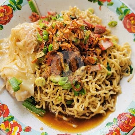 Bakmie Lebar + Pangsit menu Bakmi Aseng, Jelambar Selatan 3