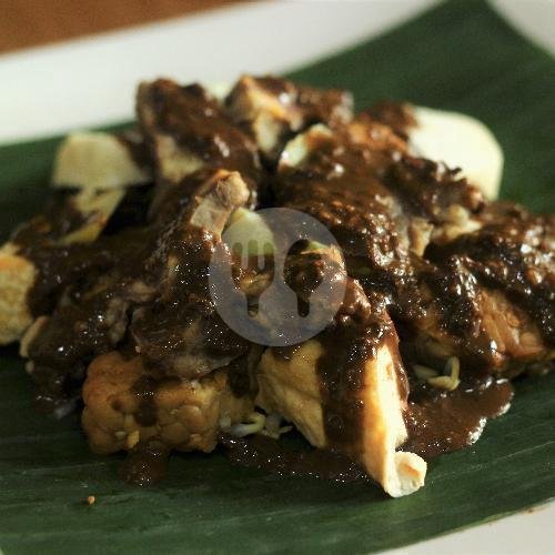 Rujak Cingur Ekstra Cingur ( Pedas/Sedang/Tidak Pedas) menu Depot Malang, Cikajang