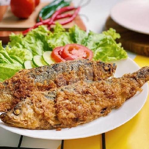 Paket Seru menu Lalapan Belut Prima Sulfat Cak Wanto, Blimbing