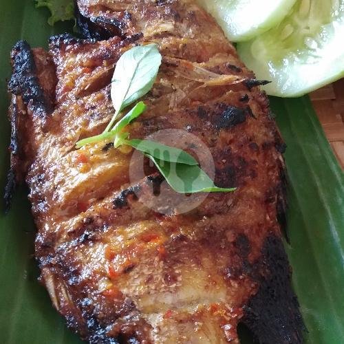 Seafood Tower menu Ikan Segar Mundu, Taman
