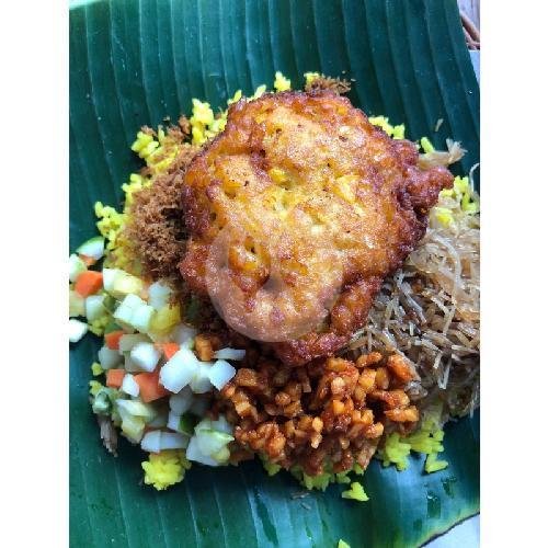 Nasi Kuning Telur Balado menu Nasi Kuning Ambon, Rawamangun