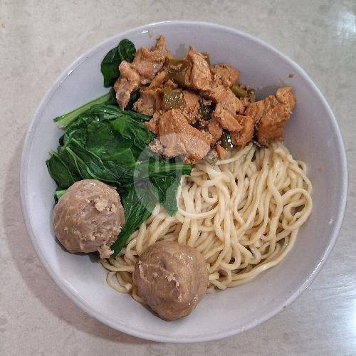 Mie Ayam Pangsit menu Bakso Enak Kutoarjo, Rejowinangun
