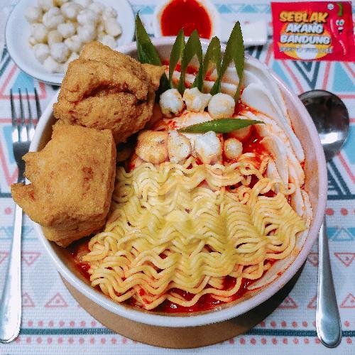 Seblak Mie Ceker menu Seblak Akang Bandung Gajah Raya, Gayamsari
