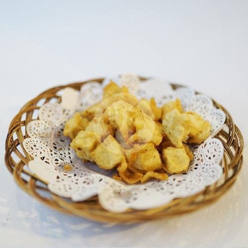 Tempe Mendoan menu Kopi Lawe, Laweyan