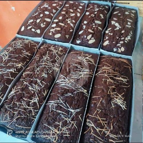 Lapis Legit 3 Rasa (Coklat,original,pandan) menu Lapis Legit Langgeng Sari, Banguntapan