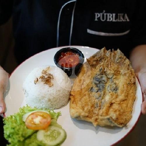 Es Kopi Susu Publika menu Publika, Food Garden