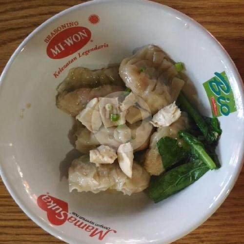 Bakmi Ayam Kampung +Pangsit (2) menu Bakmi Encim Anggur, Tambora