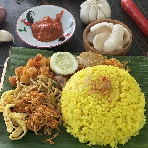 Nasi Kuning Hemat menu Oemah 66, Blimbing
