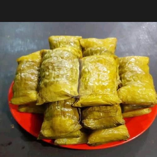 Ketupat menu Coto Makassar Pramuka & Soto Betawi, Rawasari