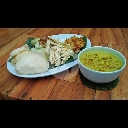 Lontong Opor Spesial menu Lontong Opor Mbak Sary, Soragan