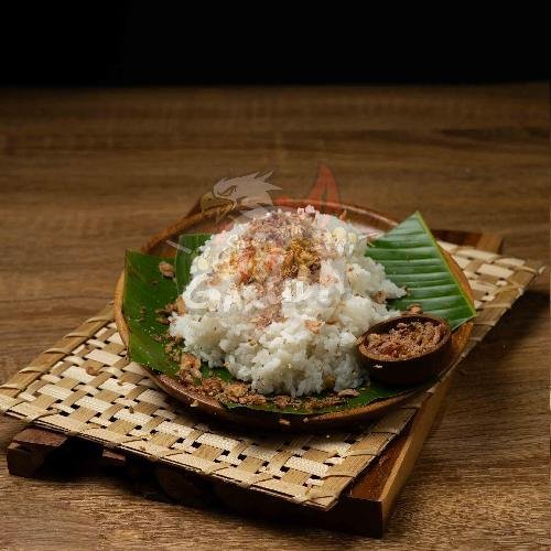 Lontong menu Sate Asin Garuda, Kedungsari