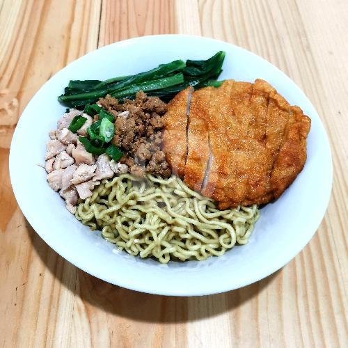 Bakmi Emak Joo: Surga Kuliner Bakmi di Penjaringan Jakarta