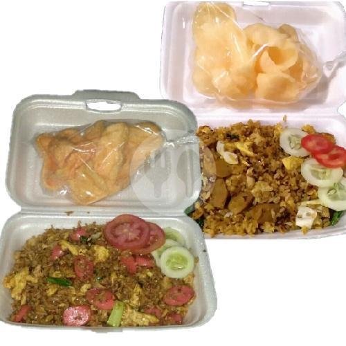 Nasgor + Kwetiau Goreng menu Nasi Goreng Sedap Malam, Kwetiau, Capcay, Mie goreng, Bihun Goreng