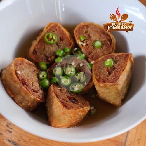 Wonton With Szechuan Sauce menu Seblak Merdeka dan Tomtime, Bangah