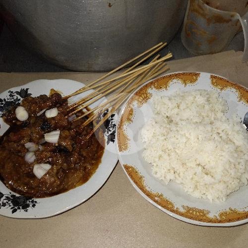 Sate Kambing + Lontong menu Sate Azzahra, Rungkut