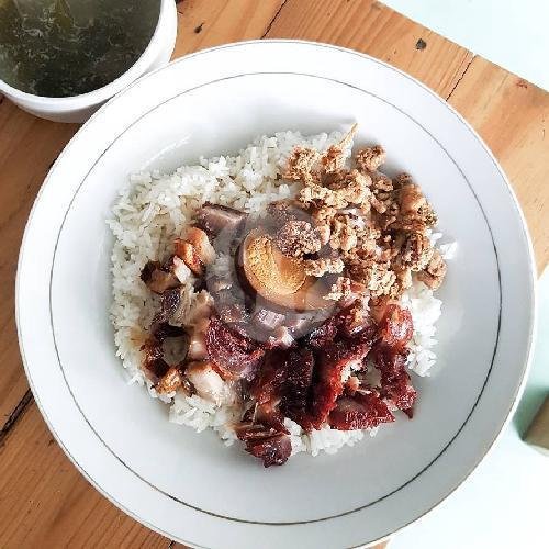 Nasi Campur menu PigGoo Kitchen, Baciro
