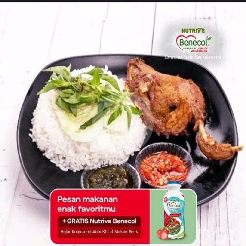 Nasi Bebek Goreng Lalapan Sambel Ijo/Plecing + Gratis 1 Botol Hi C 1000 menu Waroeng Calabay Lalapan Sambel Ijo, Jalan Jawa