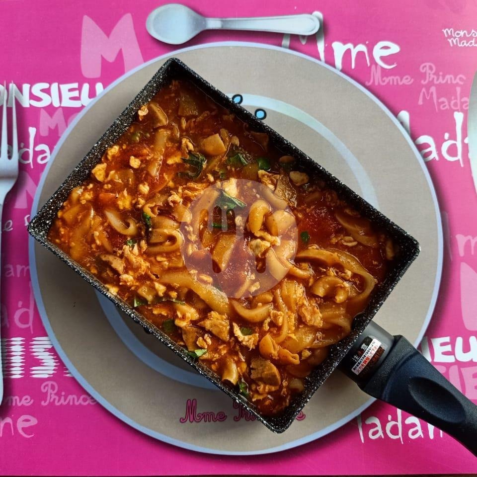 Seblak kwetiaw Ceker menu Seblak Telolet, Gajah Mada