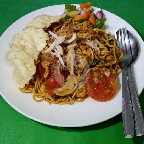 Bakmie Goreng/Rebus Telur Pisah Ayam menu Rumah Makan Sekar Arum