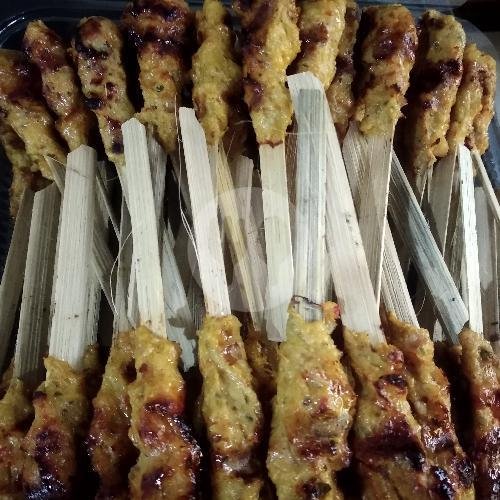 Babi Kecap menu Warung Bu Komang, Pura
