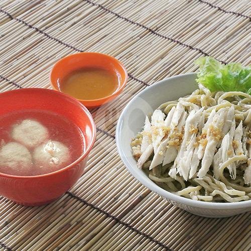Bakmi Keriting Ayam Kampung + Baso menu Bakmi Ayam Kampung Apau, Green Garden