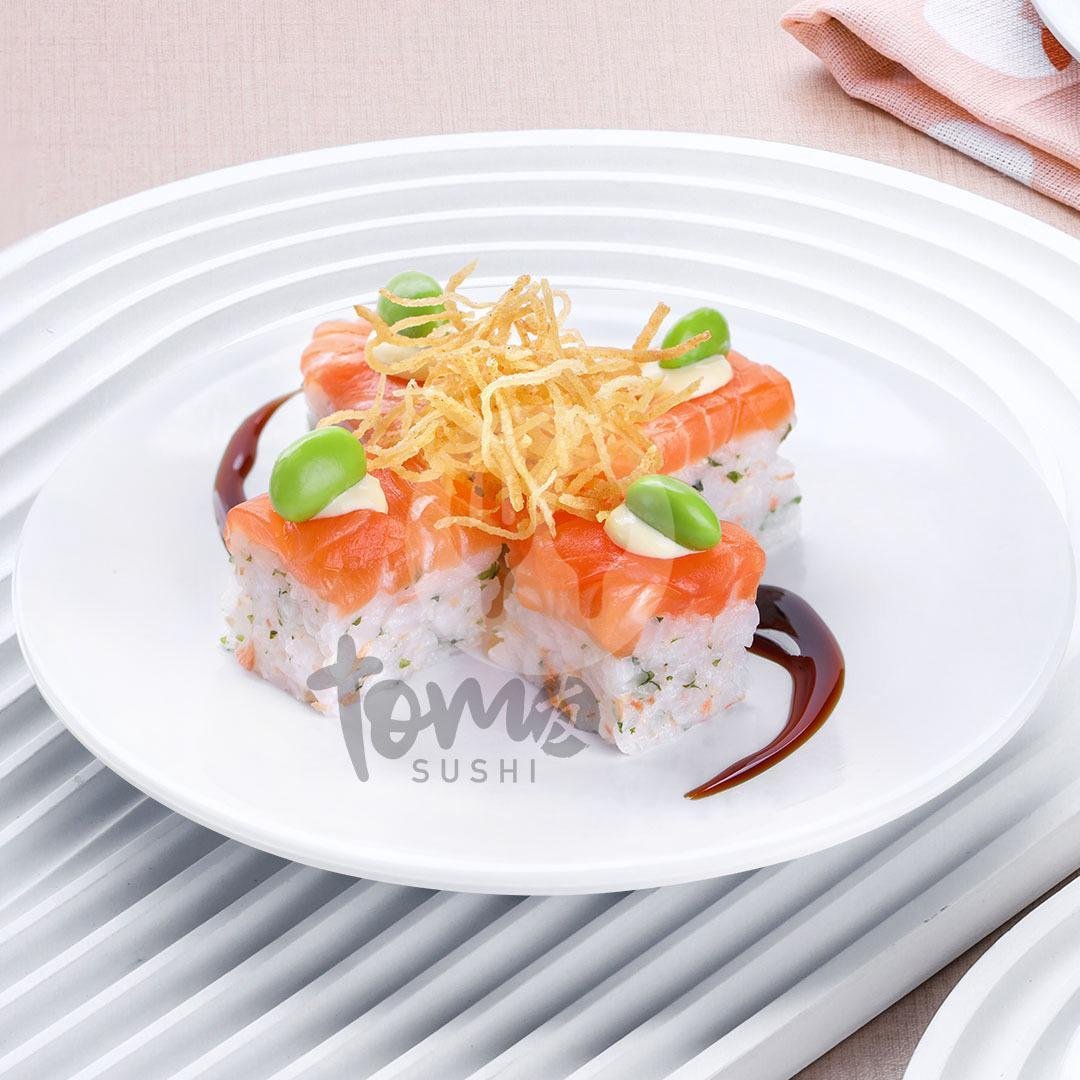 Spicy Salmon Sushi menu Tom Sushi, Trans Icon Surabaya