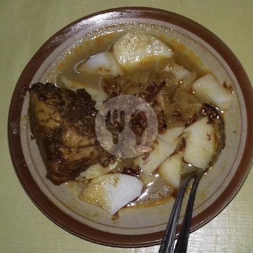 Ketupat Sayur (polos) menu Ketupat Sayur Mandala, Mampang Prapatan