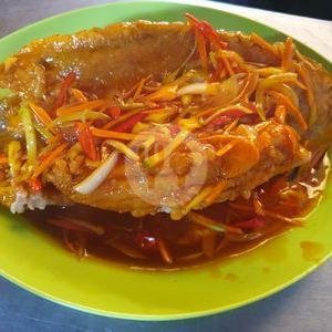 Kolek Pisang menu Rumah Makan Baso Sapi Panghegar, Holis