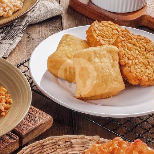 Tempe Goreng menu Riung Tenda, Rawamangun