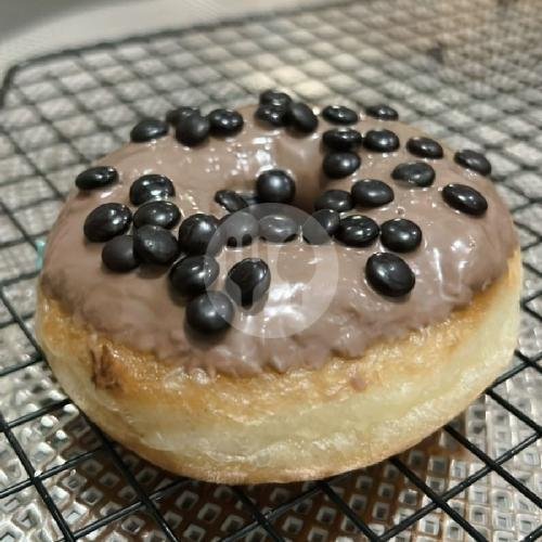 Donat Kentang Glaze Tiramisu menu King Donut Jogja, Kecamatan Banguntapan Bantul